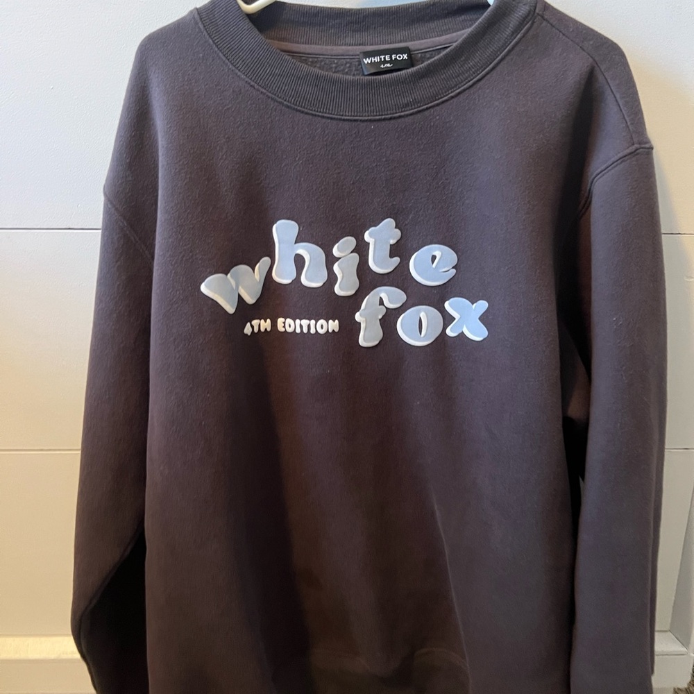 White fox crewneck